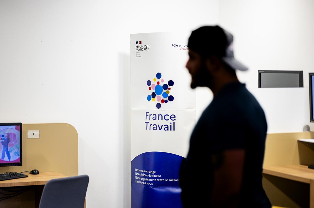 pas d emploi pour les jeunes